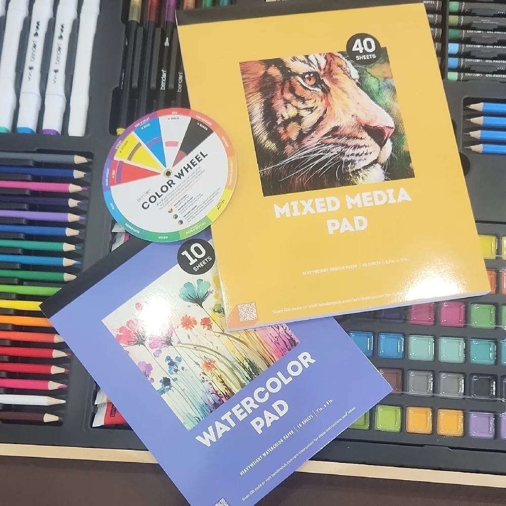Art Supply Set - Colored Pencils, Markers & Paint Tubes - Multicolor